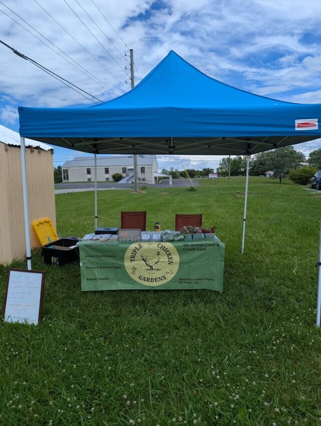 SOLD OUT!!! We're all done for the day. Thank you to all of you who came out today for produce. We'll see you again next week!!